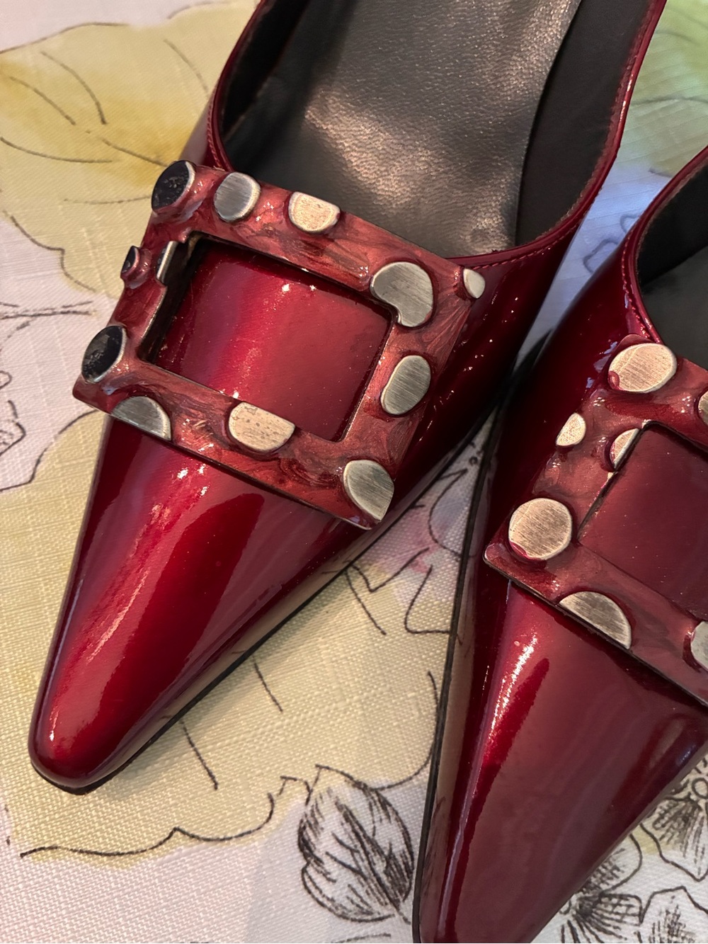 Stuart Weitzman Burgundy Patent Leather Pointed-Toe Pumps with Buckle Detail - Picture 3 of 10
